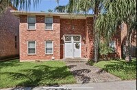 Building Photo - 6868 Milne Blvd