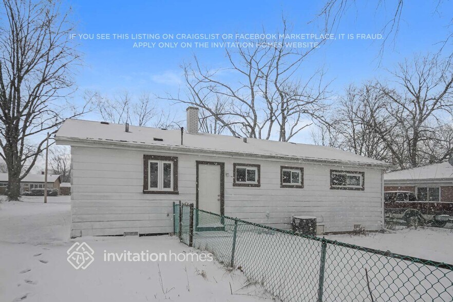 Building Photo - 368 N Biermann Ave