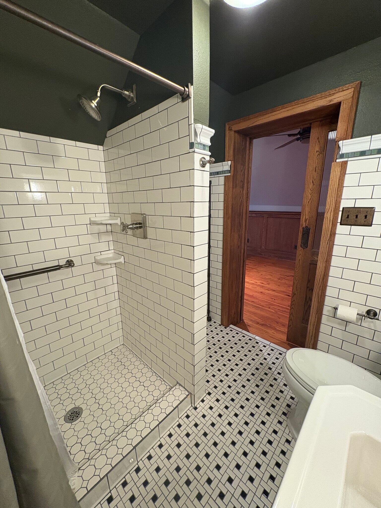 Building Photo - 2862 N 52nd St