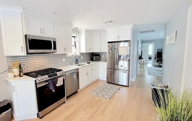 Building Photo - 158 Lexington St