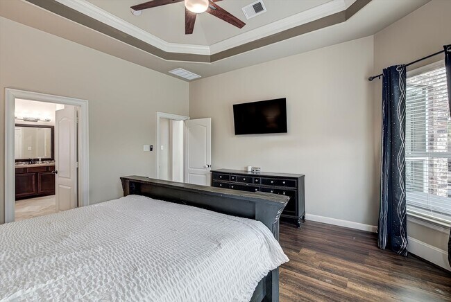 Building Photo - 27410 Starlit Ranch Drive