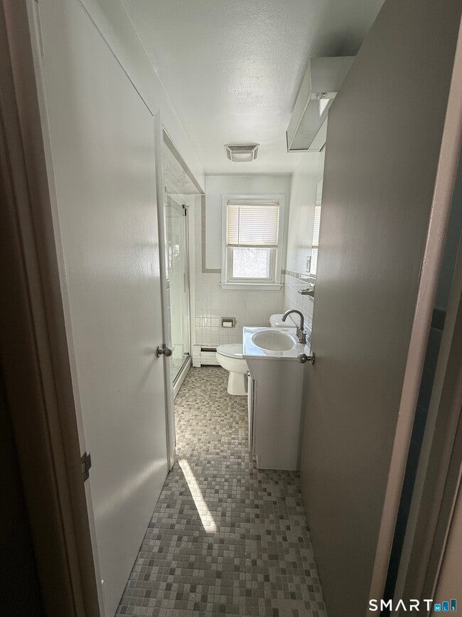 Building Photo - 30 Bungay Rd