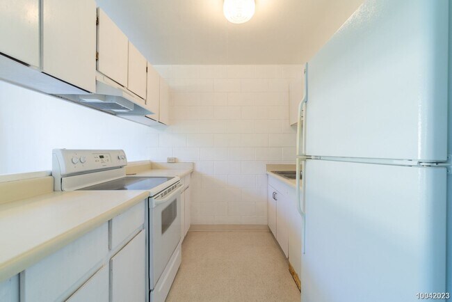 Building Photo - 94-942-942 Meheula Pkwy