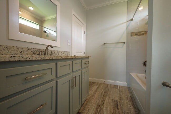 Building Photo - 121 Floyd Mcneal Dr