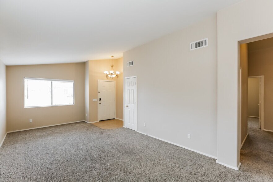 Building Photo - 13833 W Bola Dr