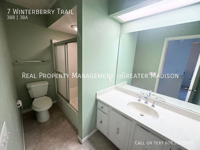 Building Photo - 7 Winterberry Trail