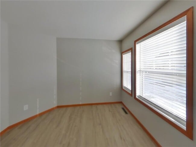 Building Photo - 1627 Fox Hunt Way