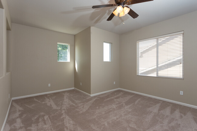 Building Photo - This is a gorgeous home, make it yours!
