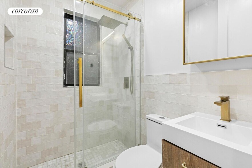 Building Photo - 204 W 96th St