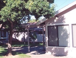Building Photo - 2654 McGregor Dr
