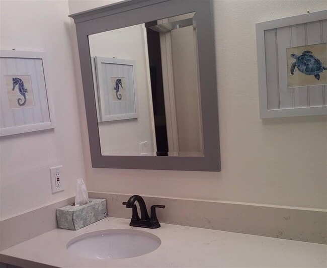 Building Photo - 124 34th St