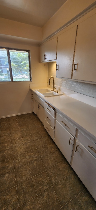 Building Photo - 8315 Clinton Ave