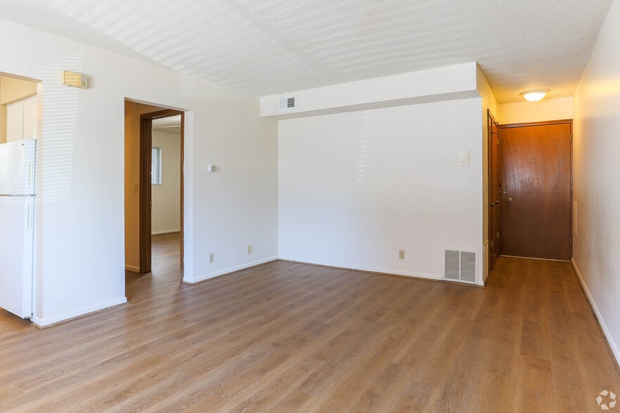 Building Photo - Wakeley Pointe Apartments