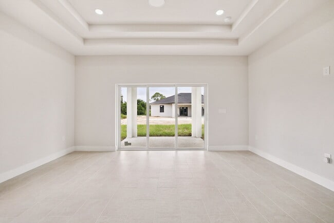 Building Photo - 4873 29th St SW