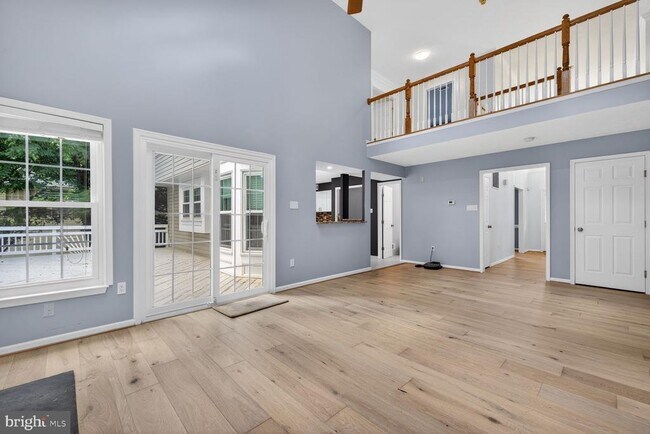 Building Photo - 12320 Pissaro Dr