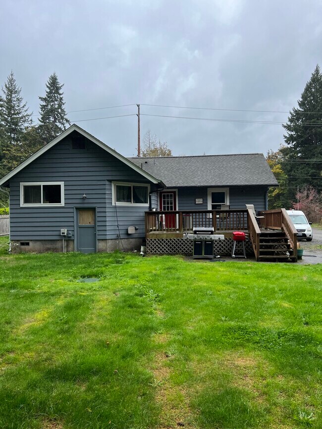 Building Photo - 2344 Northlake Way NW