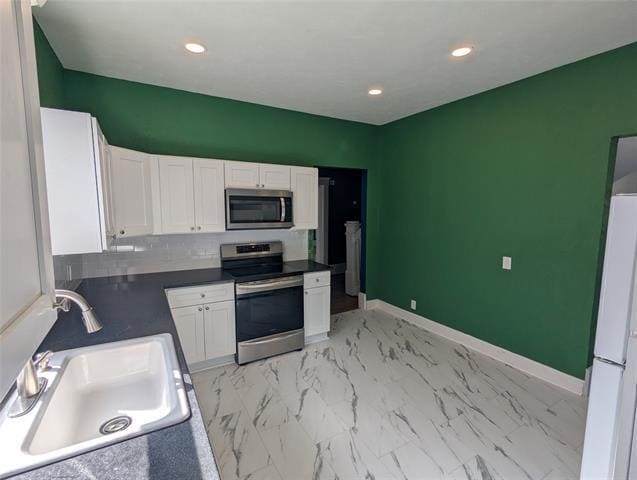 Building Photo - 4526 Reiger Ave