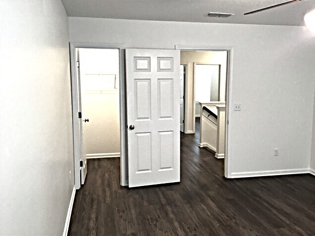 Building Photo - 163 E Jayce Way