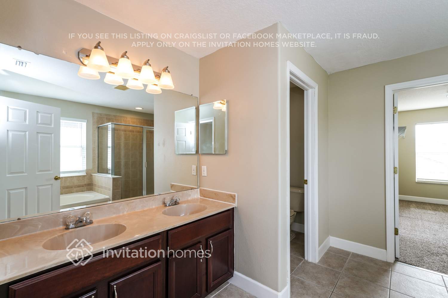 Building Photo - 8809 Cameron Crest Dr