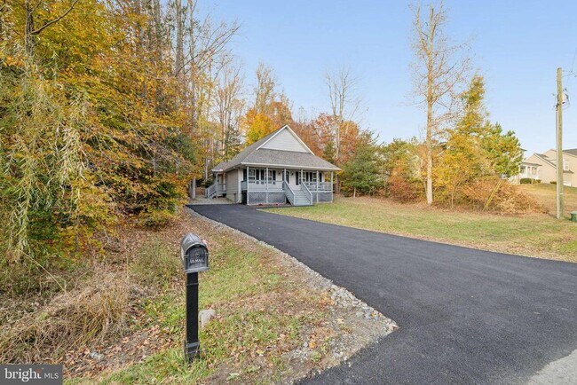 Building Photo - 1317 Charleston St