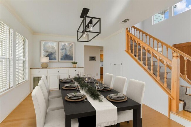 Building Photo - 5731 Misty Hill Cove