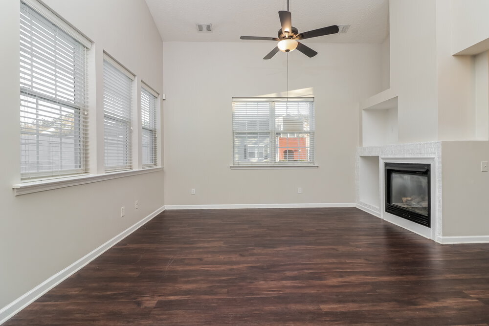 Building Photo - 124 Swanee Ln