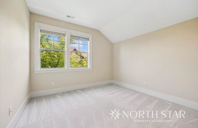 Building Photo - Stunning Renaissance at Peterkort Woods To...
