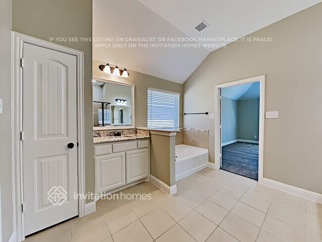 Building Photo - 1639 St Croix St