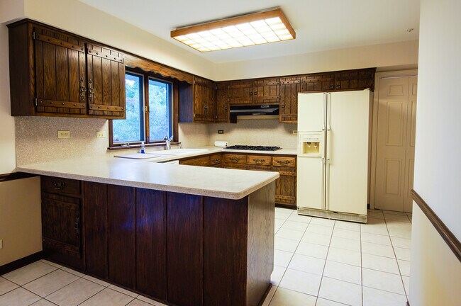 Building Photo - 3619 Bernay Dr