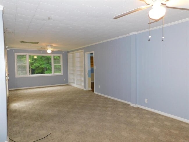 Building Photo - 127 N Wildwood Dr