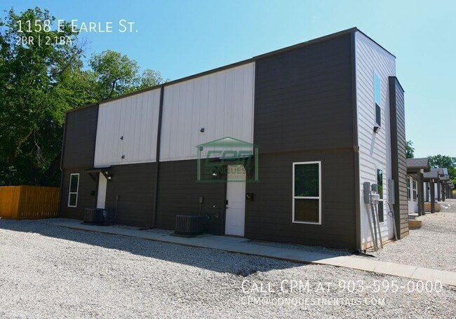 Building Photo - 1158 E Earle St