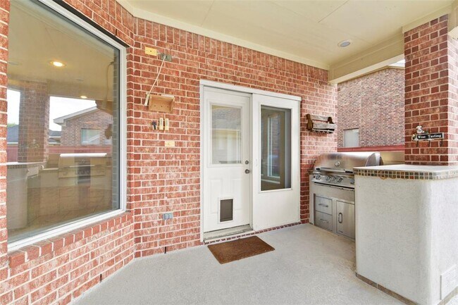 Building Photo - 12119 Sonora Canyon Ln