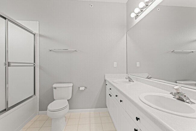 Building Photo - 7489 S Alkire St
