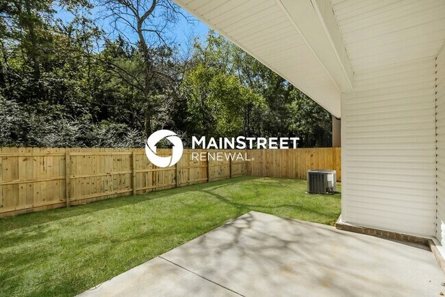 Building Photo - 4 Bedroom Pet-Friendly Home in Murfreesbor...