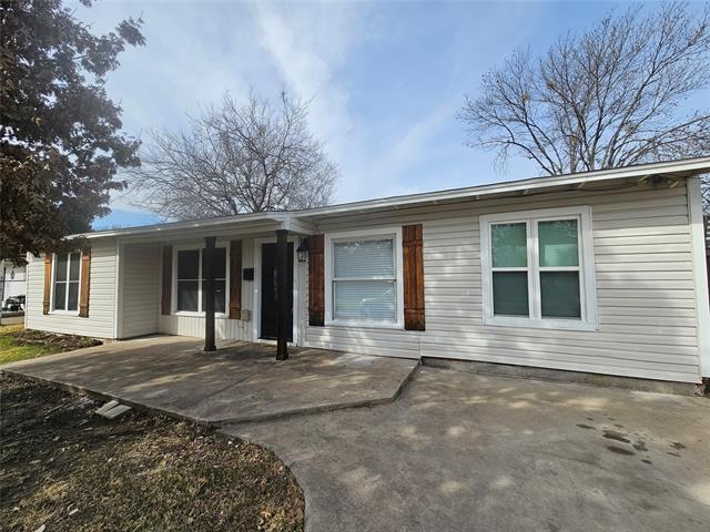 Building Photo - 1002 Highland Dr