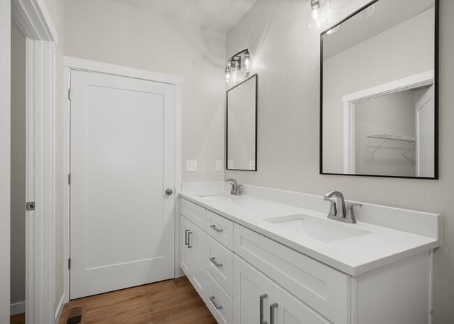 Building Photo - 3BR / 2BA New Construction Low Maintenance Single Family Home