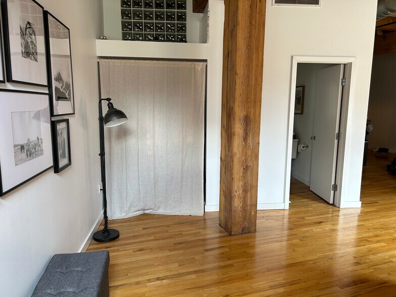 Master Bath - 1745 Wazee St