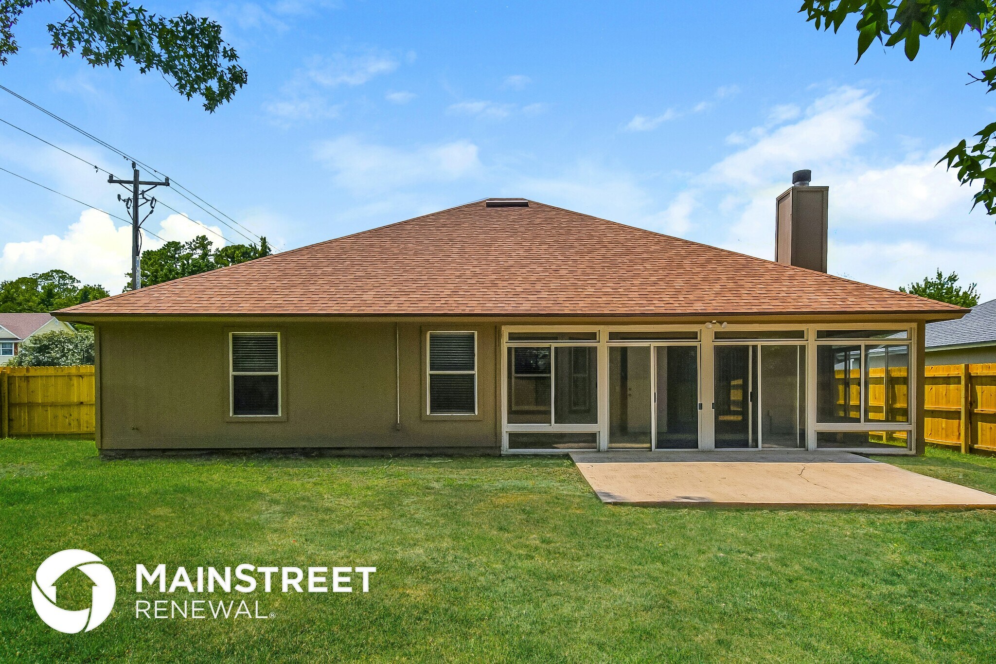 Building Photo - 579 Charles Pinckney St