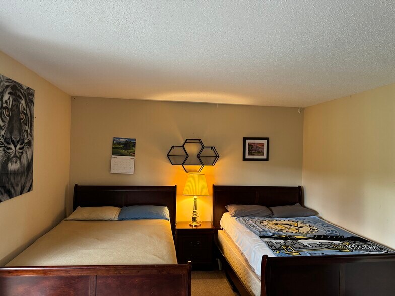 Building Photo - 800 Saint Andrews Dr