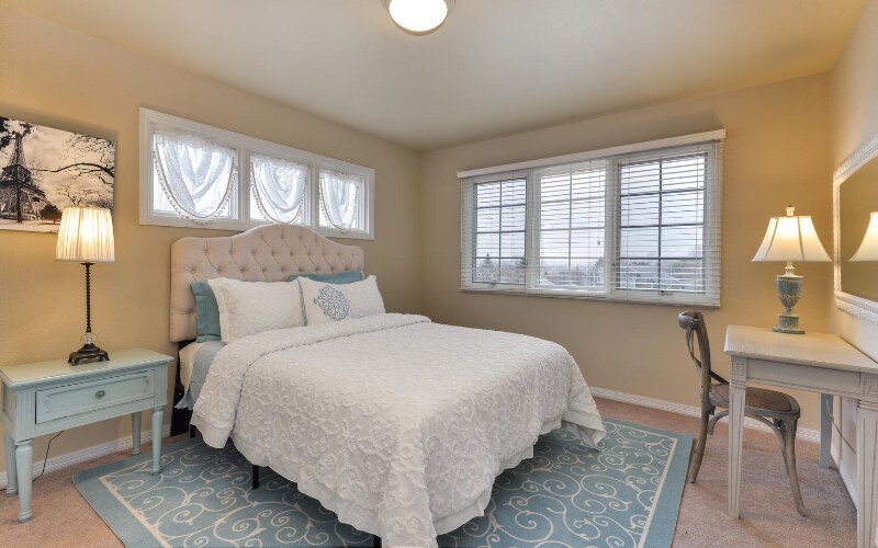 Building Photo - 7324 Tamarisk Dr