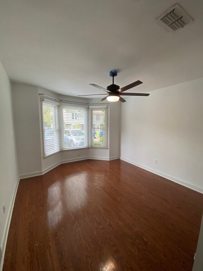 Downstairs bedroom - 702 Defoors Lndg NW