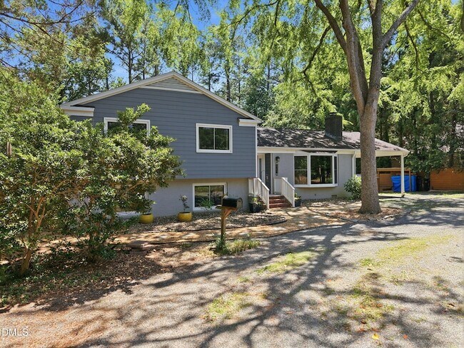 Building Photo - 603 N Estes Dr
