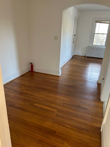 Building Photo - 767 52nd St