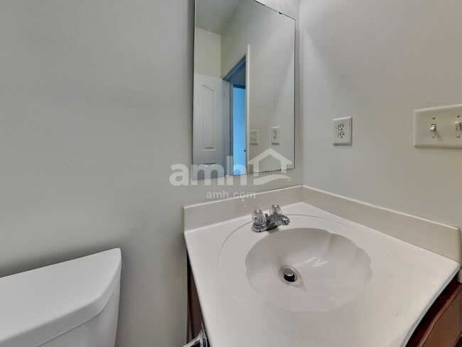 Building Photo - 2111 Less Traveled Trail