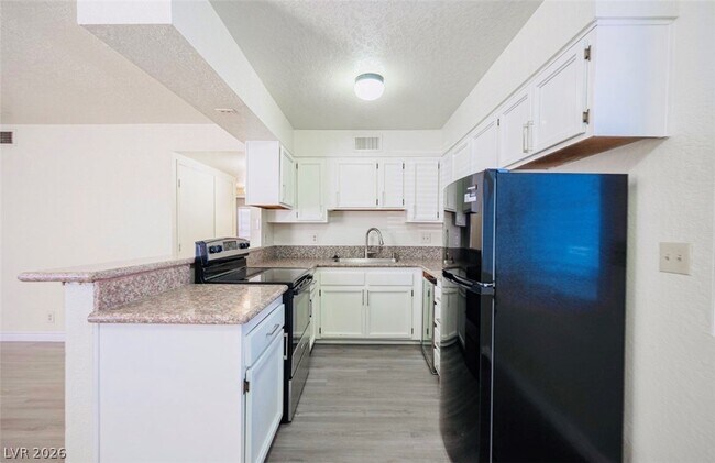 Building Photo - 5336 Mancos Ct