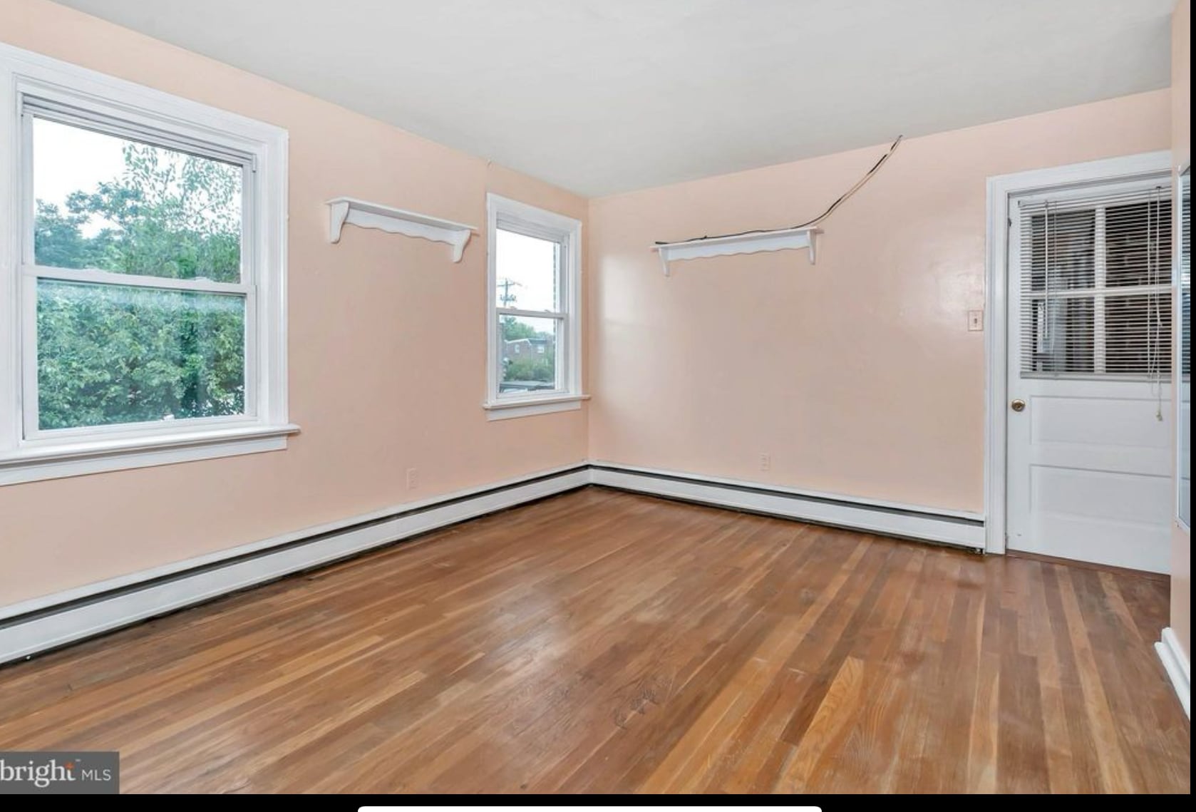 Building Photo - 1803 Elm St