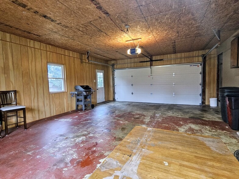 Building Photo - 1329 Landisville Rd