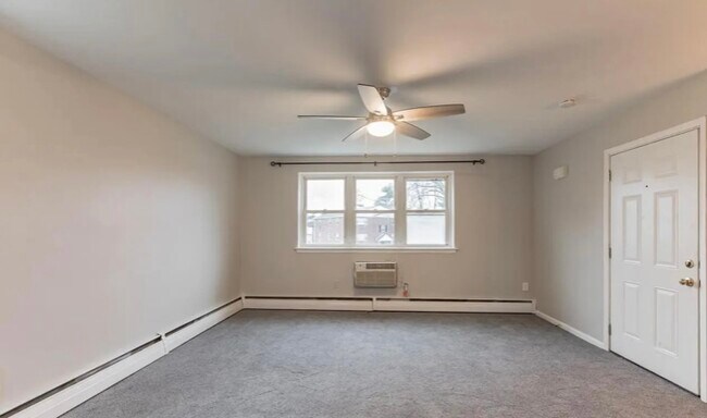 Building Photo - 501 Philmar Ct