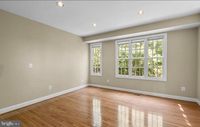 Building Photo - 13039 Glen Mill Rd