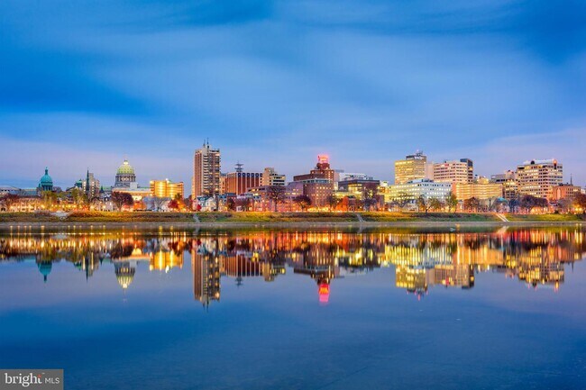 Building Photo - 2030 Ter Vw Ln